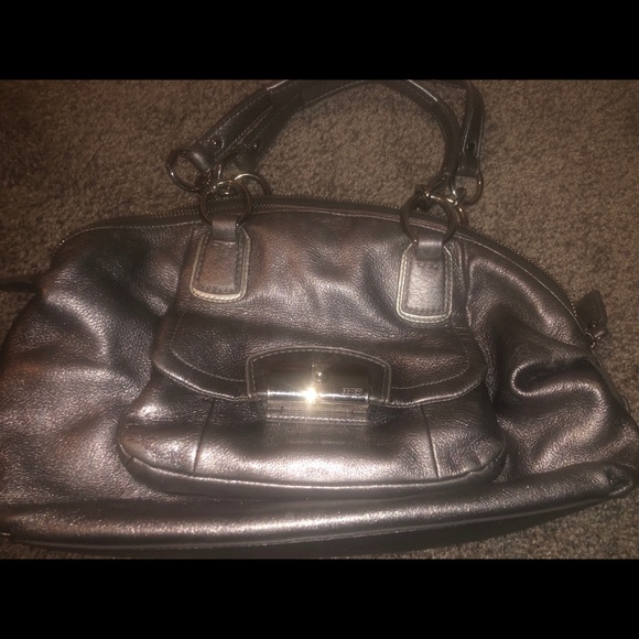 Coach - Picture 1 of 4